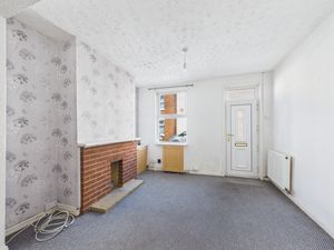 Lounge- click for photo gallery